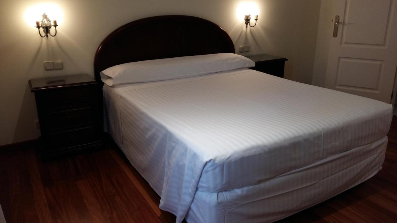 Apartamentos Maritimo Suites-Solo Adultos О-Грове Екстер'єр фото
