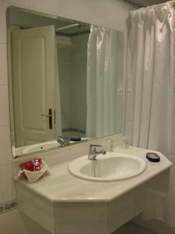 Apartamentos Maritimo Suites-Solo Adultos О-Грове Екстер'єр фото